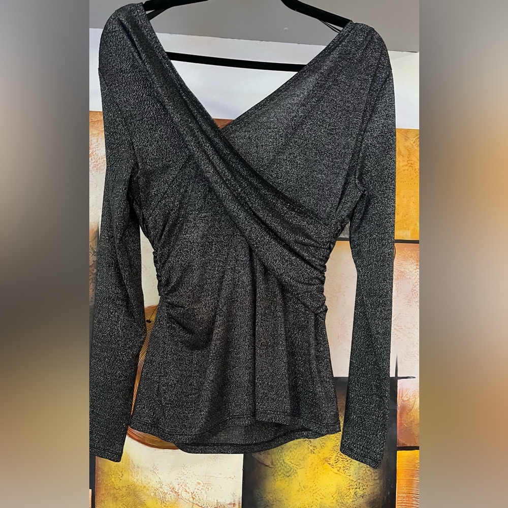 Donna Karan Empire Twist Front Waist Top long sleeve - Picture 9 of 12